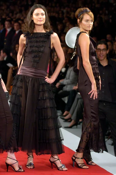 Look 3